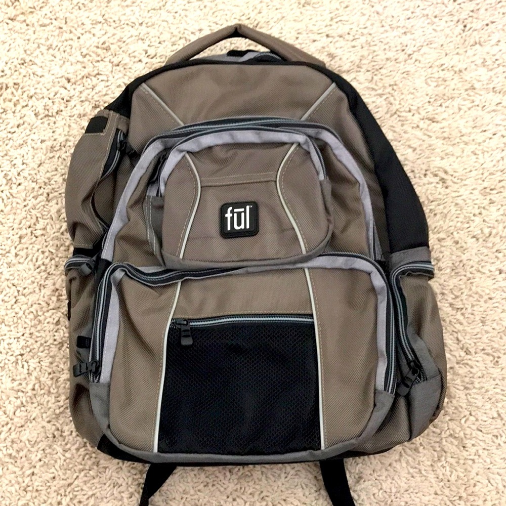 Truly amazing new knapsack with everything if you’re a hiker, etc.!